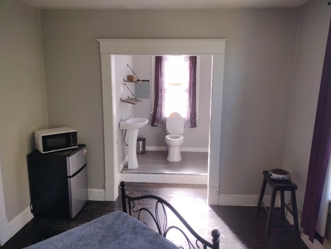 Building Photo - 3316 Renick St