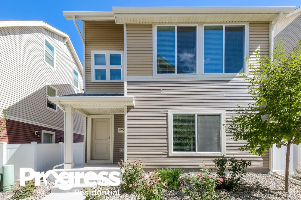 18557 E 47th Pl, Denver, CO 80249 House Rental in Denver, CO