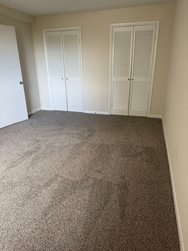 Interior Photo - Summit Hills