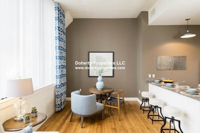 Foto del edificio - 305 Dutton St