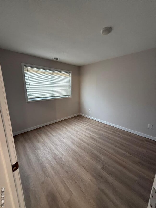 Building Photo - 11359 Winthrop St