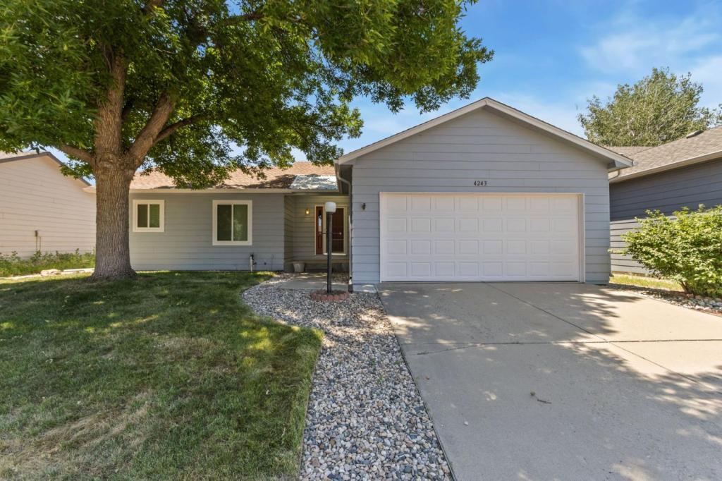 Primary Photo - 4243 Pin Oak Dr