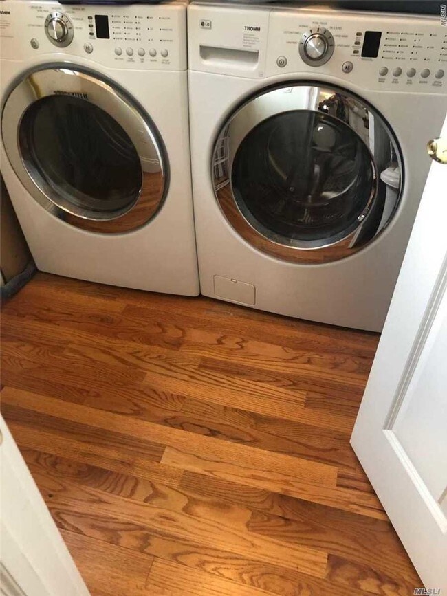 Foto del edificio - 16 Nadine Ln