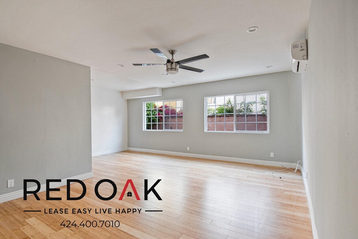 Foto principal - 1023 Hayworth Ave