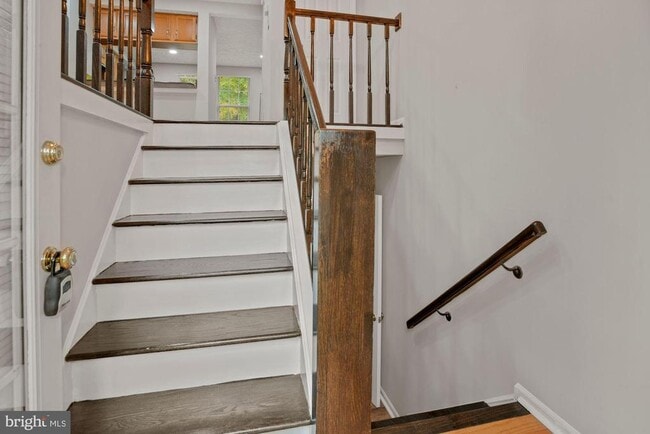 Foto del edificio - 1539 Woodcrest Dr