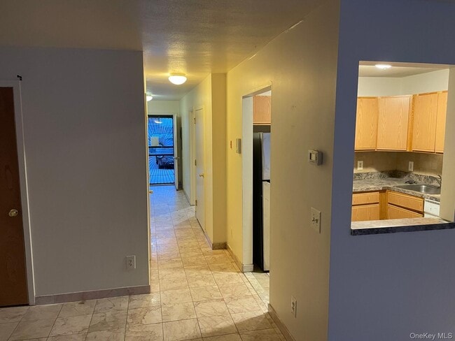 Building Photo - 7 Dune Ct