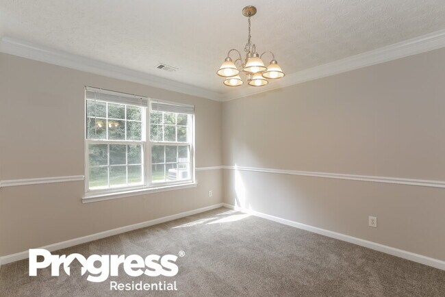 Building Photo - 1213 Liriope Ln SE