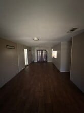Building Photo - 733 Kingridge Pl