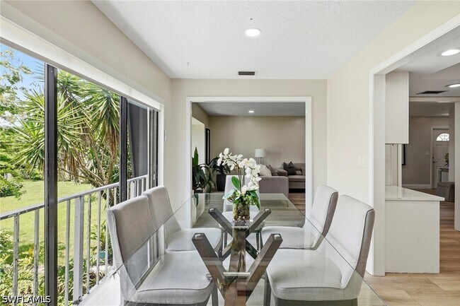 Foto del edificio - 428 Meadowlark Ln