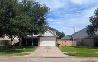 Building Photo - 26635 Summerbend Hollow Ln
