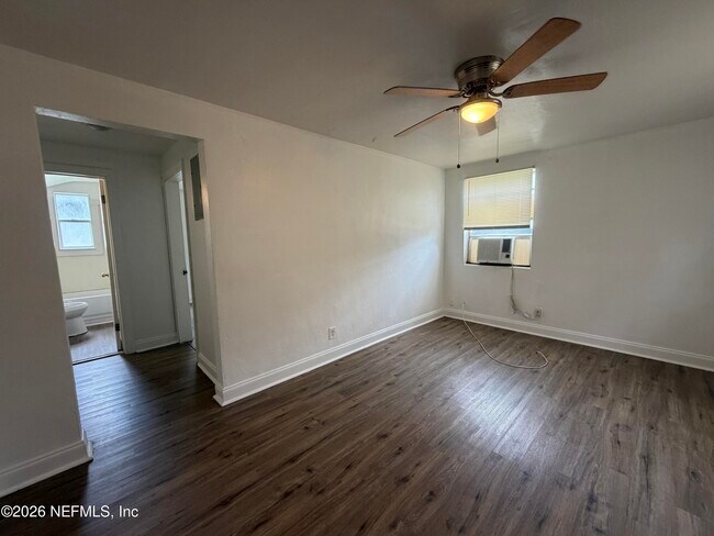 Foto del edificio - 232 Chelsea St