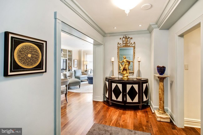 Foto del edificio - 220 W Rittenhouse Square