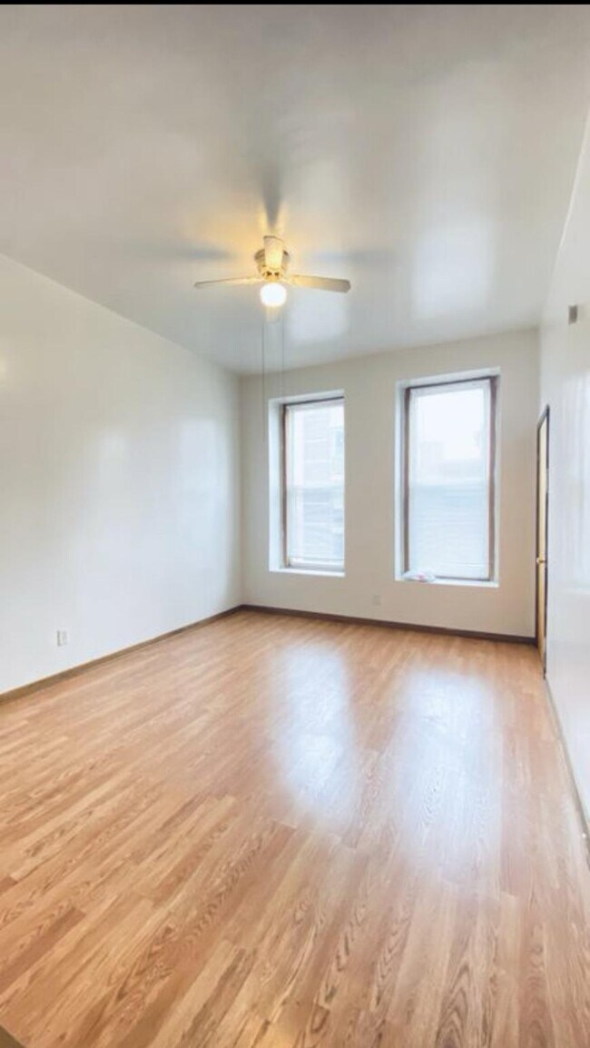 Foto del edificio - 1 bedroom in Chicago IL 60642