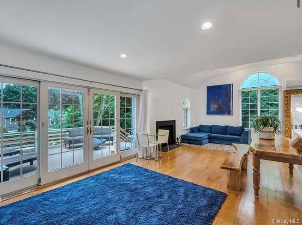 Foto del edificio - 12 Ridge Ln