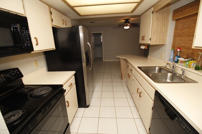 Foto del edificio - 1013 Walden Blvd SE