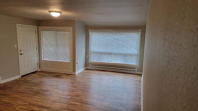 Building Photo - 6708 Steilacoom Blvd SW