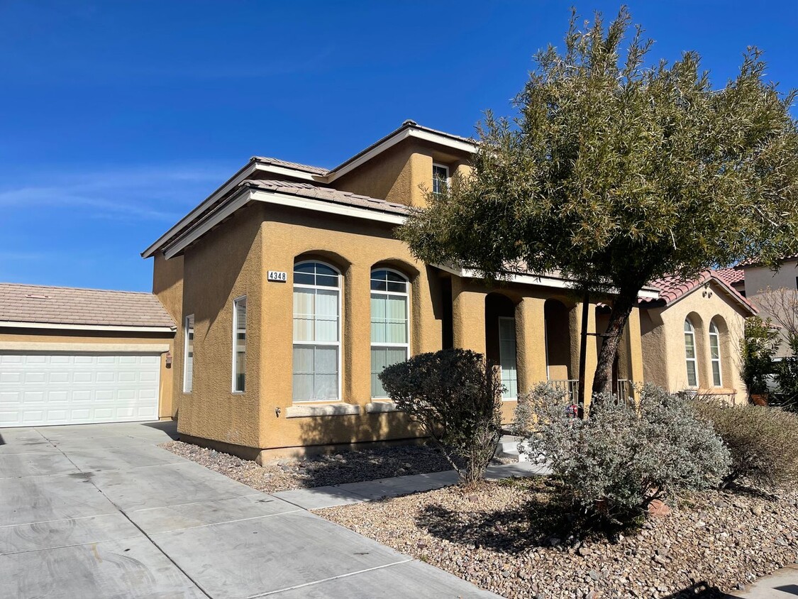 Primary Photo - 4348 Santa Clarita - Coming Soon