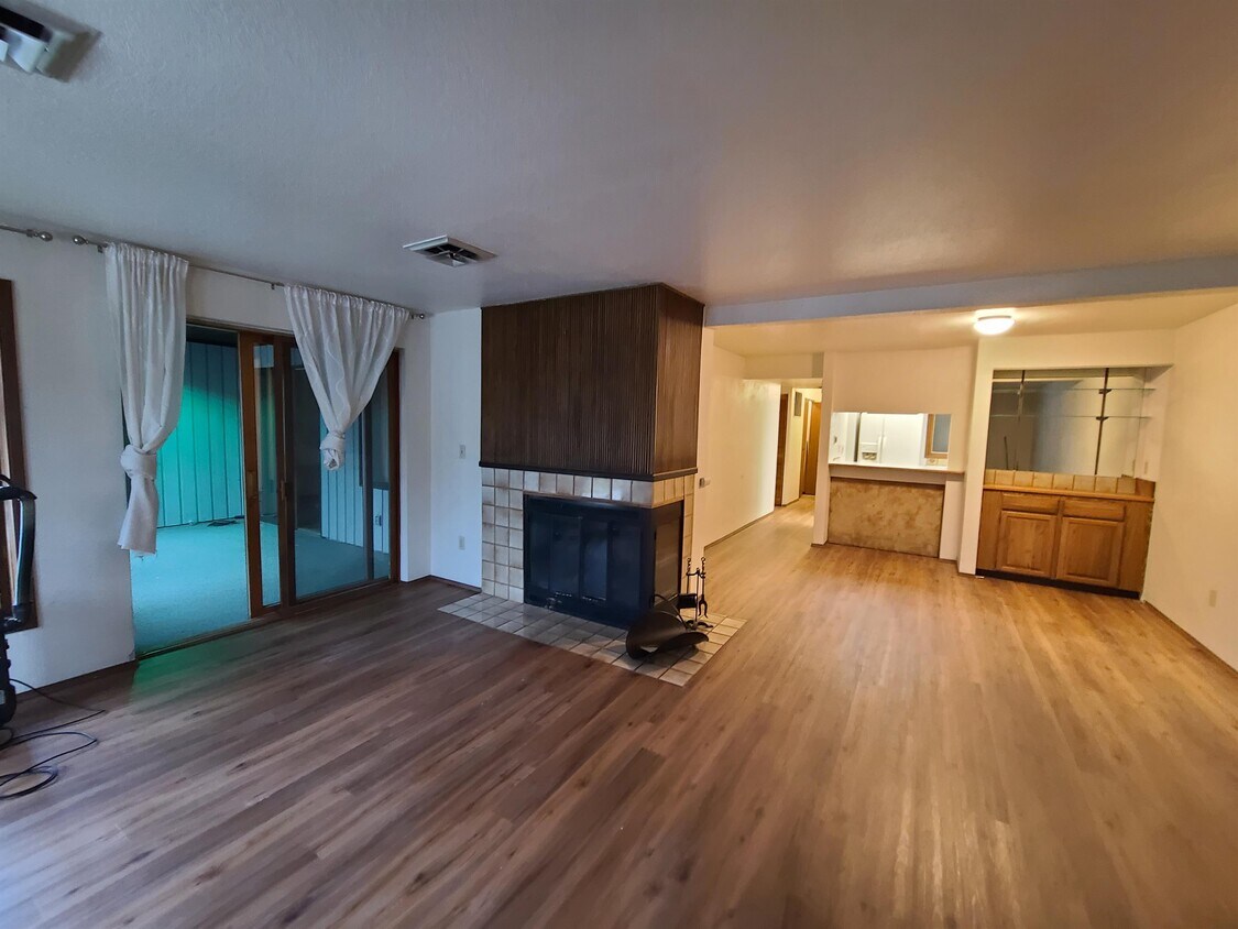 800 F St, Juneau, AK 99801 Townhome Rentals in Juneau AK