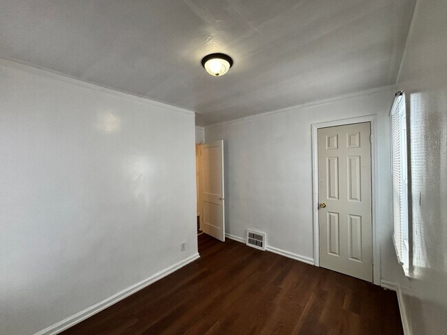 Foto del edificio - 20059 Bloom St