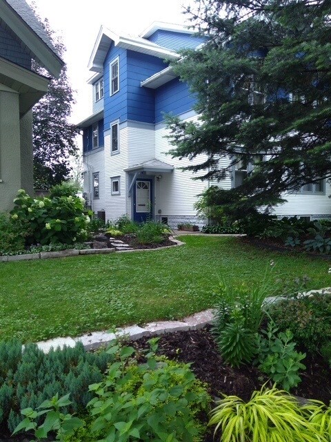 Primary Photo - 3215 33rd Ave S