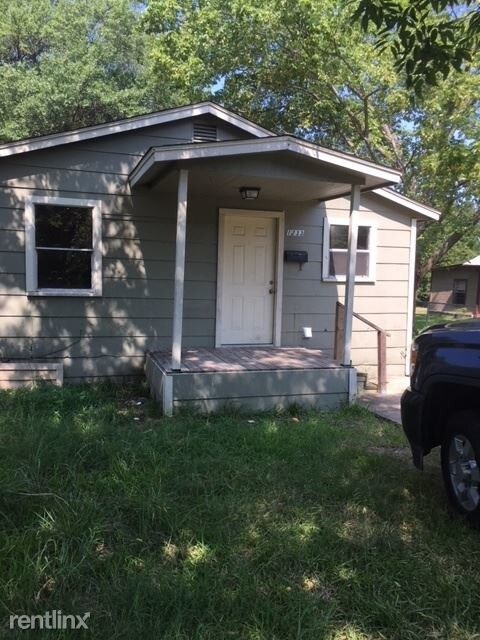 Foto principal - 3 br, 1 bath House - 1233 NW 13th Street