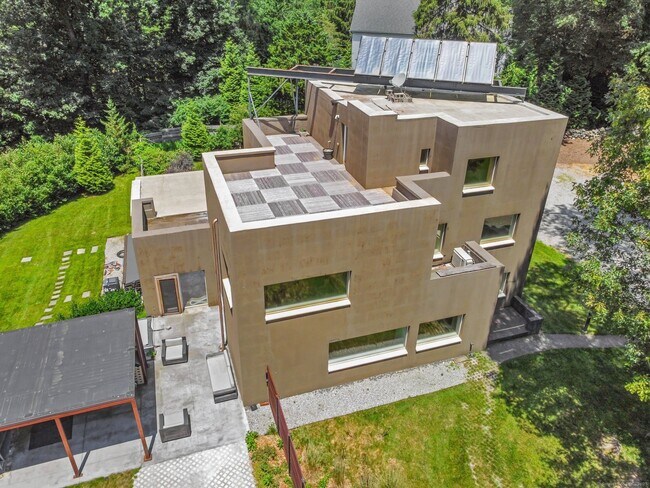 Foto del edificio - 118 Roseville Rd