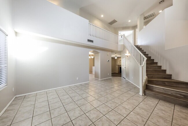 Foto del edificio - 15122 W Polk St