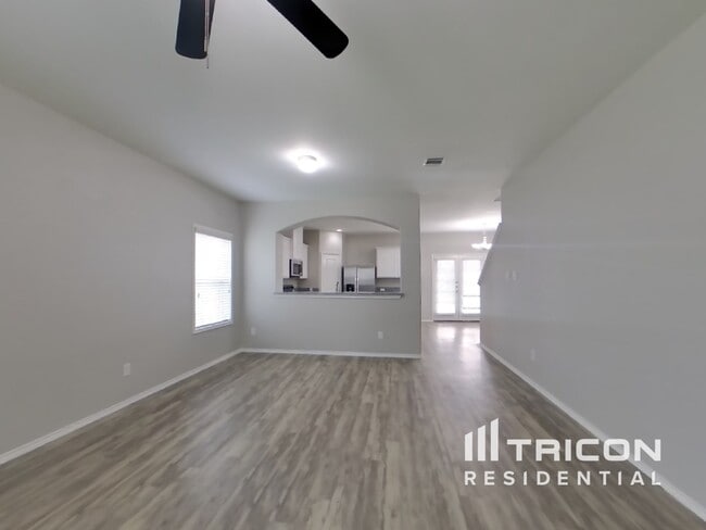 Building Photo - 514 Batten Way