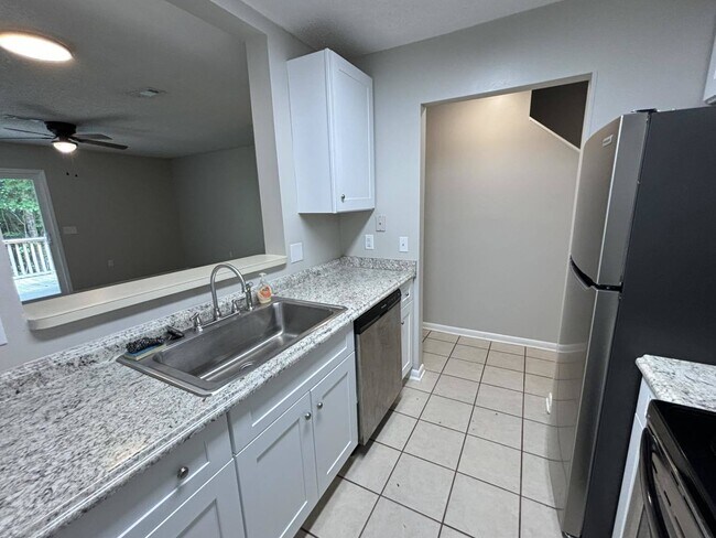 Foto del edificio - 133 Candlebrook Dr