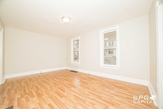 Foto del edificio - 327 Fairview Ave