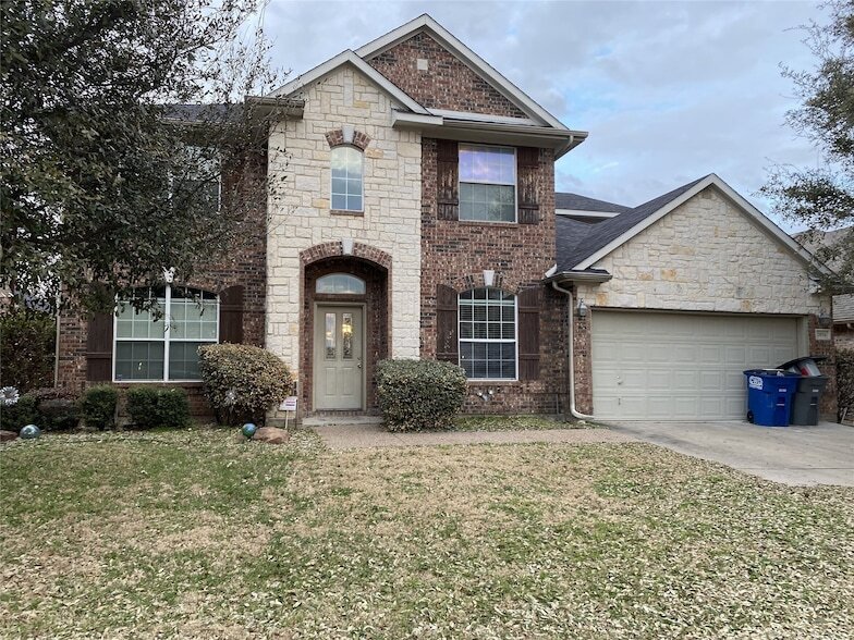 Foto principal - 2816 Quietwater Dr