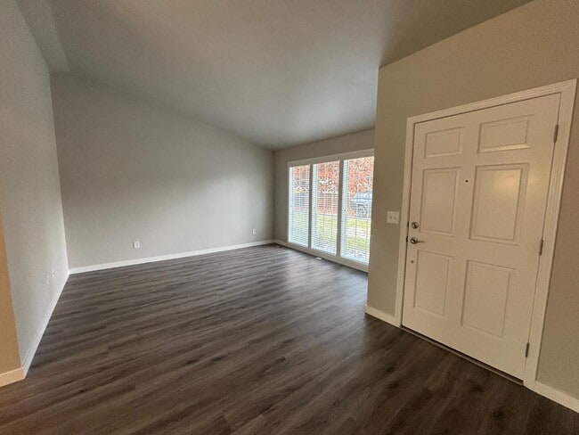 Building Photo - 2229 S Sumac St