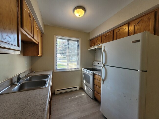 Foto del edificio - 1593-1595-1595 Acorn Ct