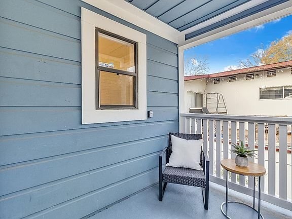 Building Photo - 2410 G St