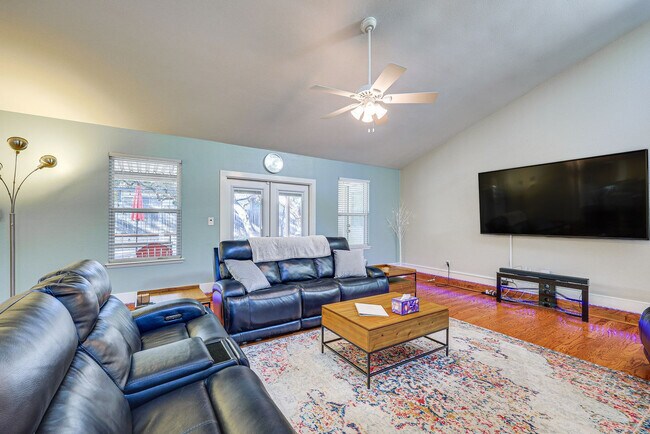 8411 Brixton-SI ID1546356P
