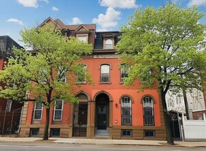 Building Photo - 517 Washington St