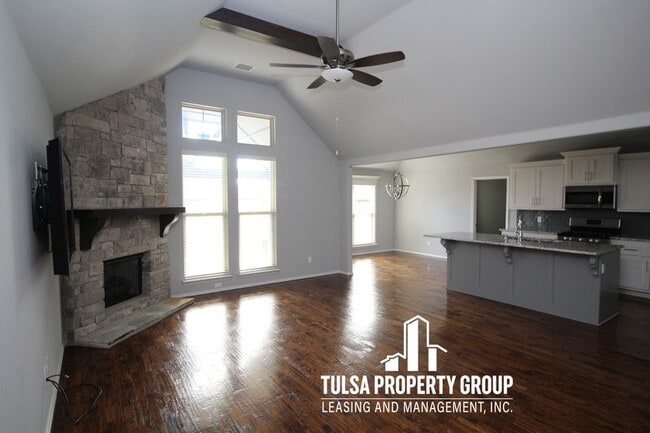 Building Photo - 18324 E. 50th St.  Tulsa OK 74134