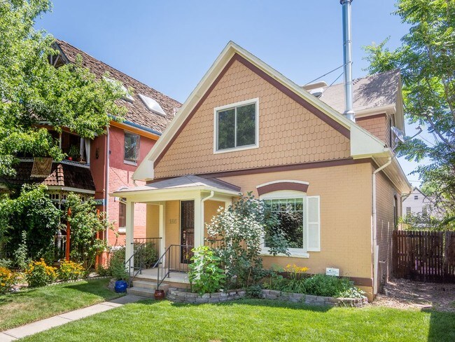 Foto del edificio - 166 S Sherman St