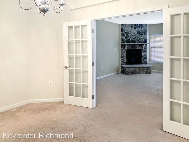 Building Photo - 2 br, 2 bath House - 910 Westwood Village ...