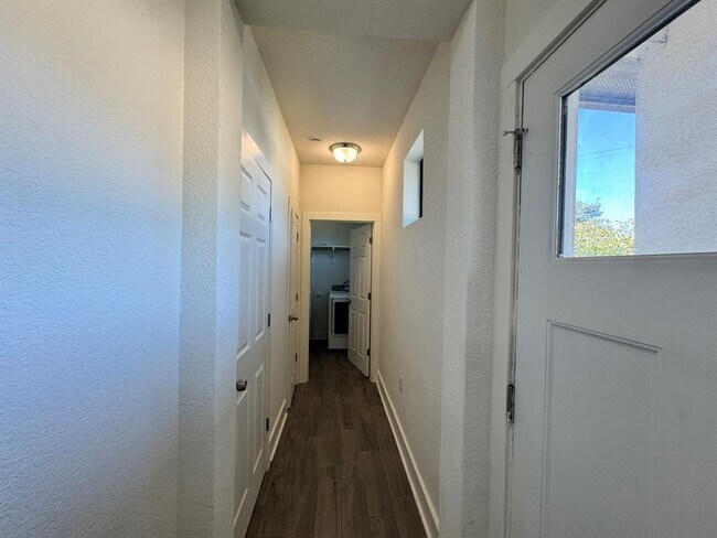 Foto del edificio - 11415 Culzean Castle Dr