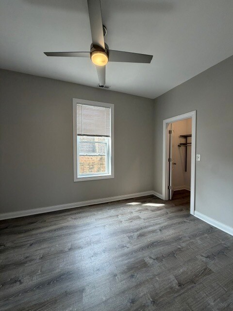 Foto del edificio - 1414 W Summerdale Ave