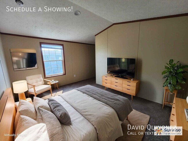 Foto del edificio - 5711 Heather View Ln