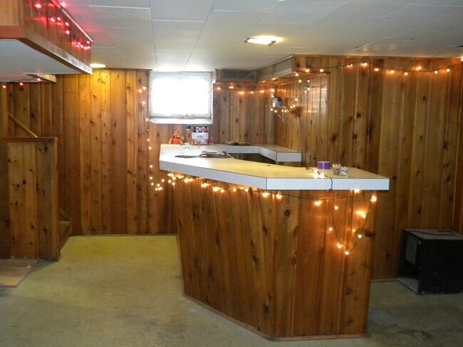 Building Photo - 1081 24th Ave SE