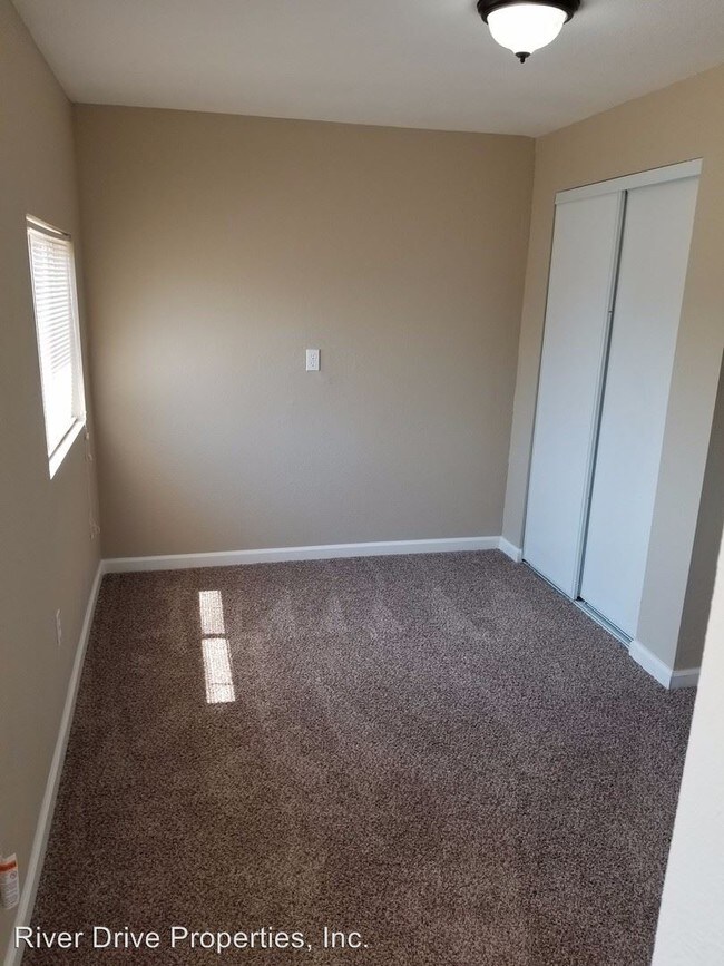 Building Photo - 3 br, 2 bath House - 2638 Valley
