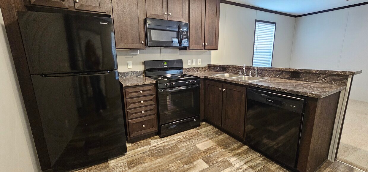 Foto principal - 2 Arbor Ln