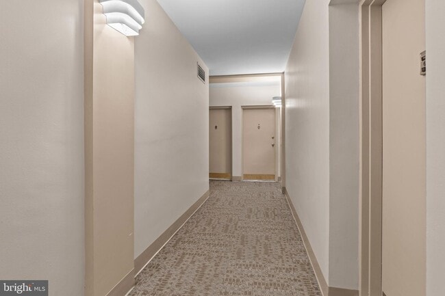 Building Photo - 1931 N Cleveland St