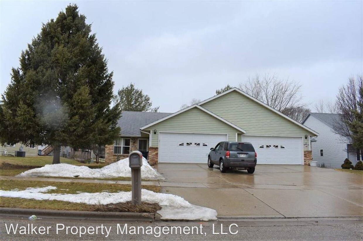 Foto principal - 1145-1147 Prairie Ave