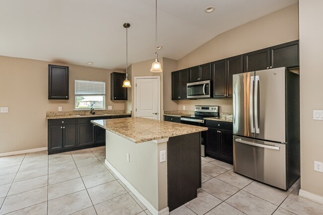 Building Photo - 312 Radford Ave