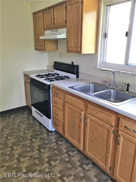 Building Photo - 3151 Glendale Ave