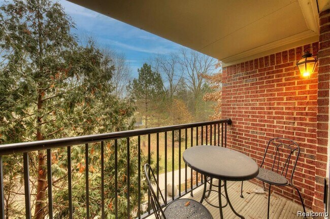 Foto del edificio - 137 Village Way